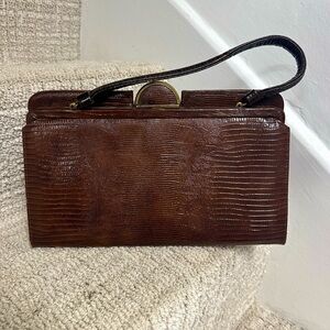 Vintage Duchess Leather bag